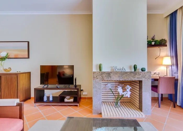 Al - Apartamento Vila Sol F5 Ab